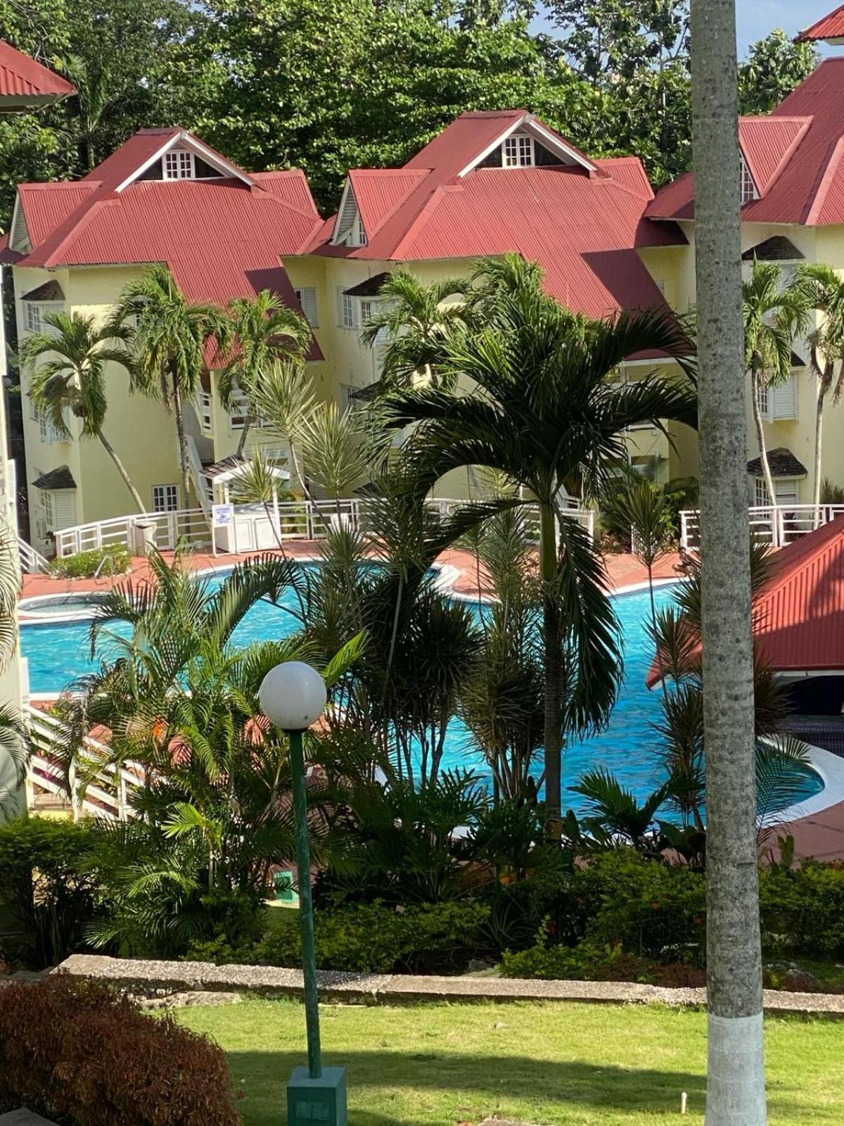 Mystic Ridge Resort 오쵸 리오스 외부 사진